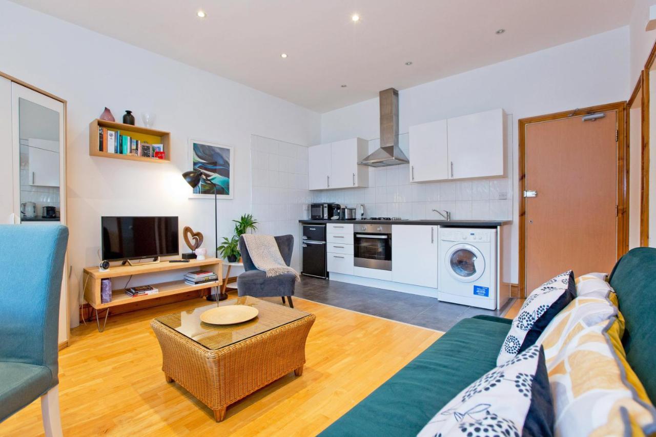 Comfortable Highbury Fields 1 Bedroom Apartment - Parking By Request London Eksteriør billede
